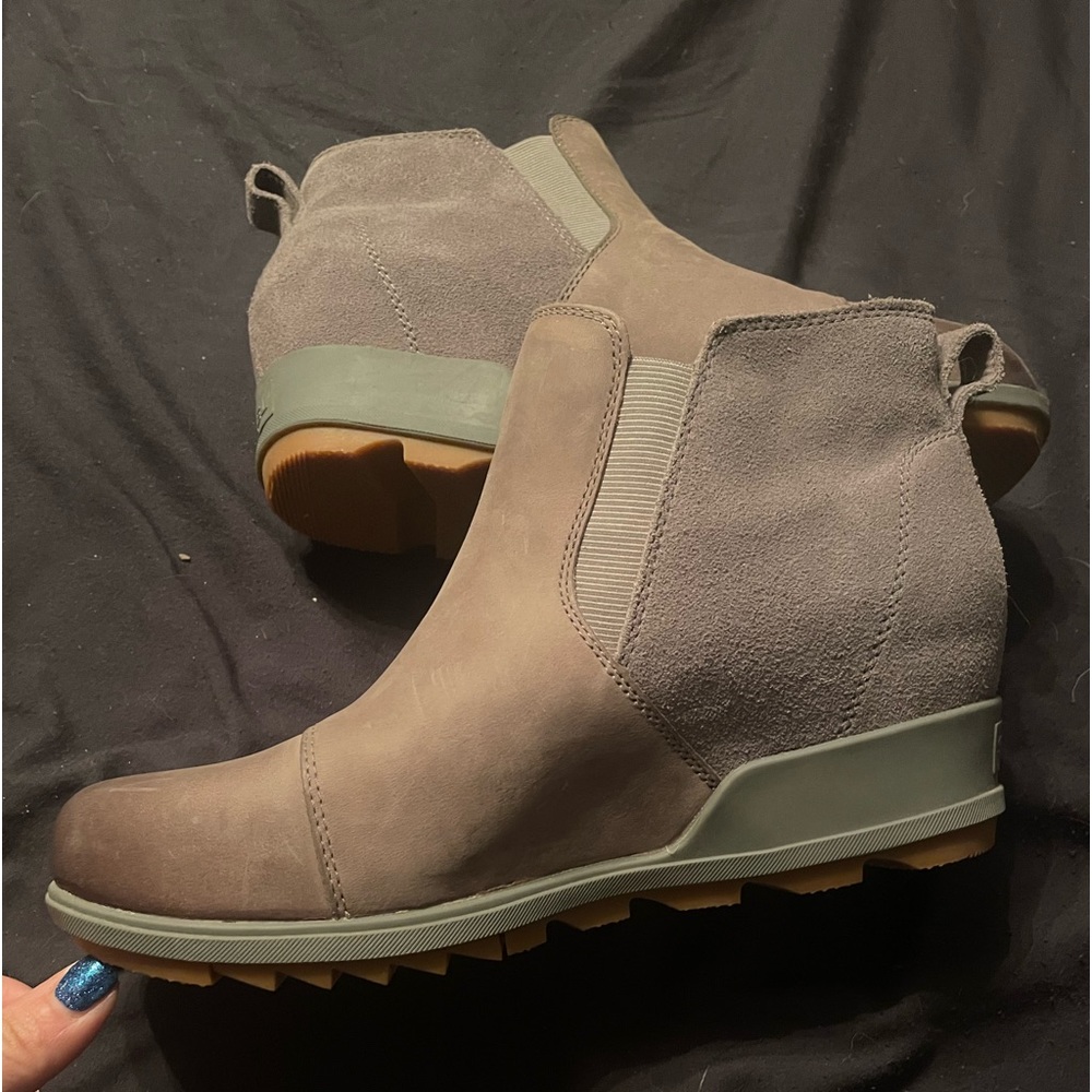 Sorel women’s Joan of Arctic Wedge 3 zip boot - waterproof